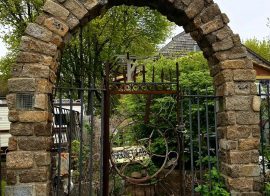 How to build a stone arch.